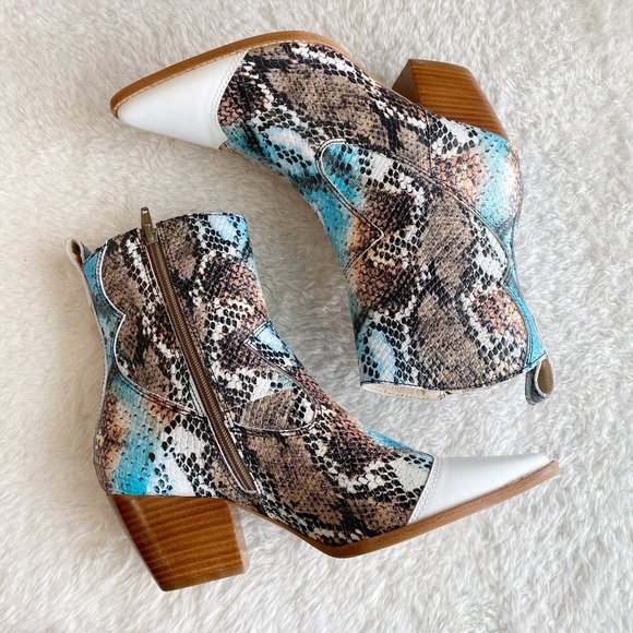 Matisse Desire Women's White-Multi Leather Bootie, Size 8.5M